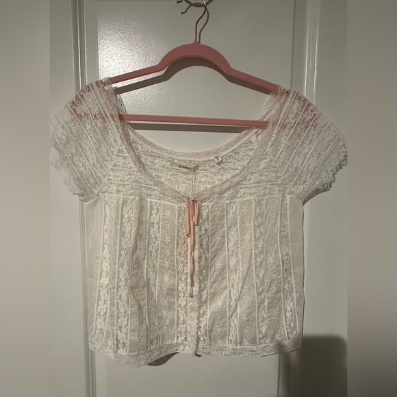 Doen Greta Top in Salt - Picture 2 of 5